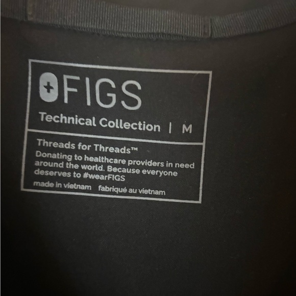 Figs Black Technical Collection Top - Picture 2 of 3